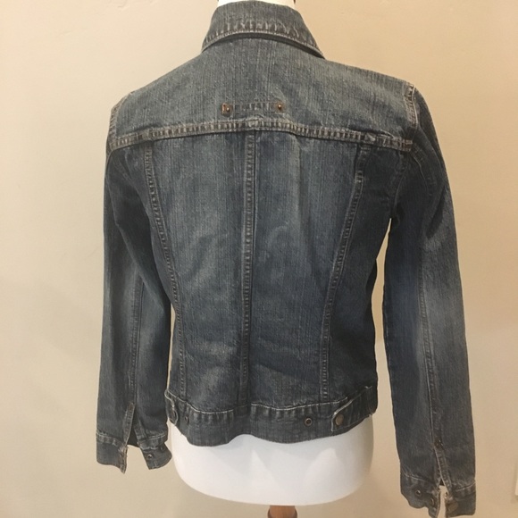 Chic classic denim jacket - Picture 3 of 4